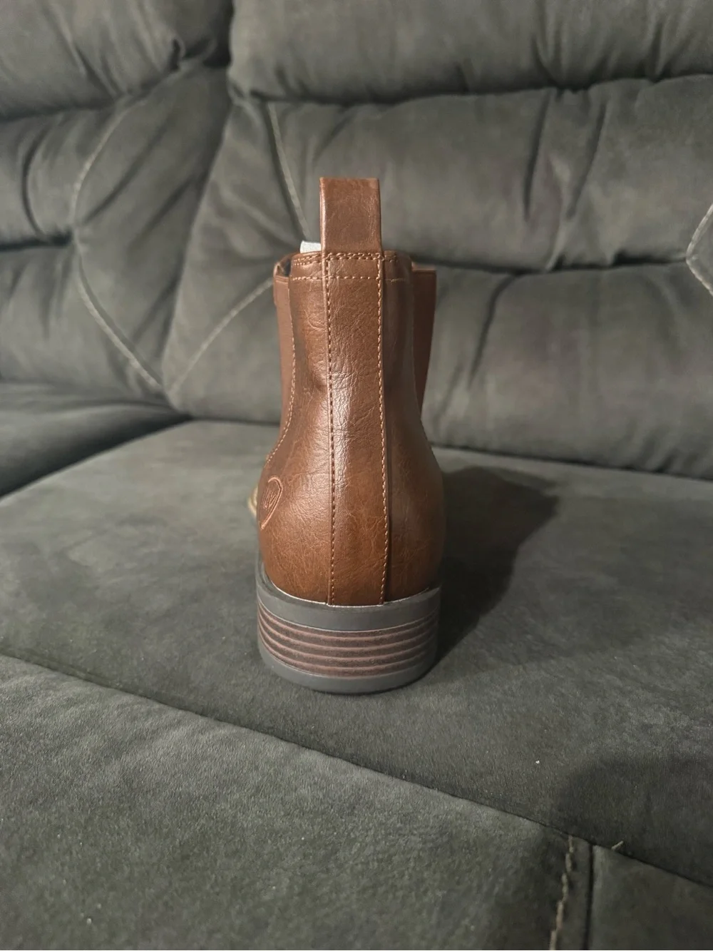N/A comfortable brown